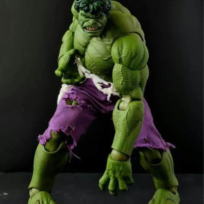 Figurine Hulk - Édition Combat Vêtements Déchirés