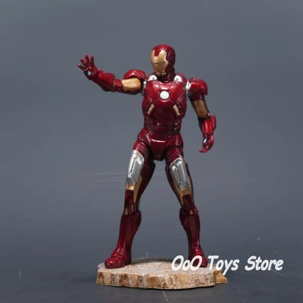 Statue Avengers Iron Man - Édition Deluxe PVC 23cm