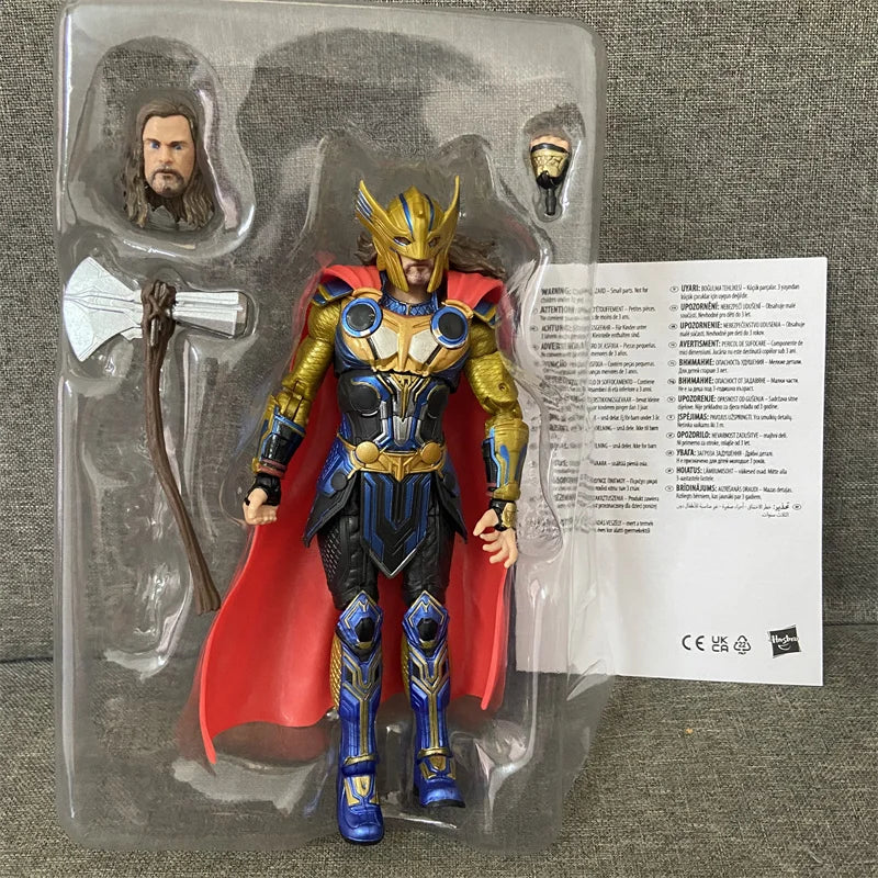 Figurine Avengers Thor - Casque Ailé Hache Stormbreaker