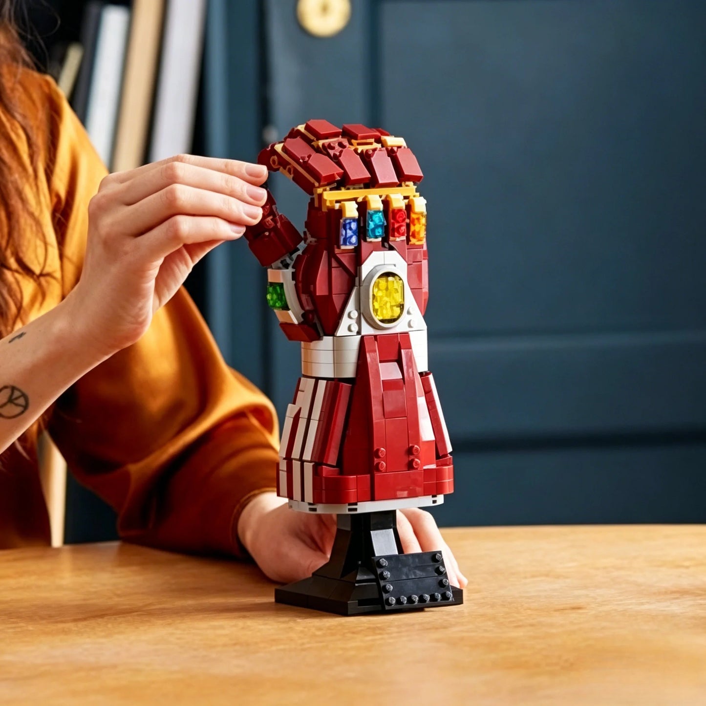 Puzzle 3D Gant Nano de l'Infini Iron Man - Set Construction 675 Pièces Rouge Or