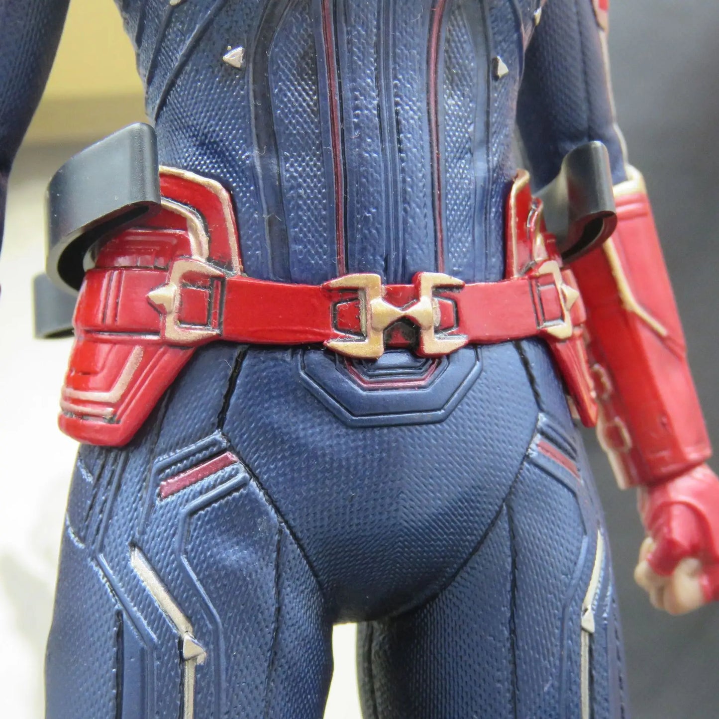 Statue Avengers Captain Marvel - Collection PVC Boîte 30cm